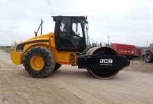 Utilaje Romania Inchirieri Utilaje Auto Util Construct SRL Pitesti Inchiriere Buldoexcavator Cilindru Compactor Buldozer Incarcator Frontal Excavator Arges