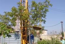 Utilaje Romania Foraje Puturi de Mica si Medie Adancime Vicovu de Sus, Fantani, Foraj cu Circulatie Inversa, Directa, Foraje Uscate cu Ciocan de Fund, Foraj Rotativ Hidraulic, Denisipari - FORAJE APA ANDRIES S.R.L