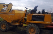 Utilaje Romania Inchirieri Utilaje S.C. Alldeco S.R.L. Arad Inchiriere Buldoexcavator Cilindru Compactor Excavator pe Roti Senile Masina de Sapat Gropi Betoniera Arad